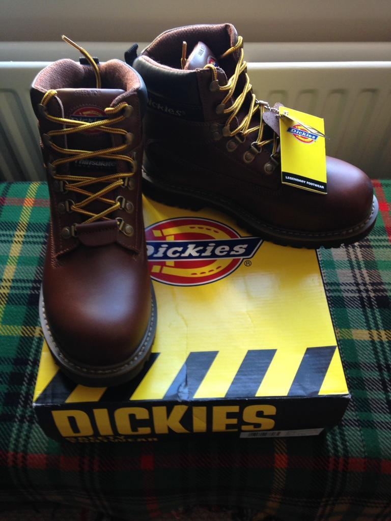 screwfix dickies boots